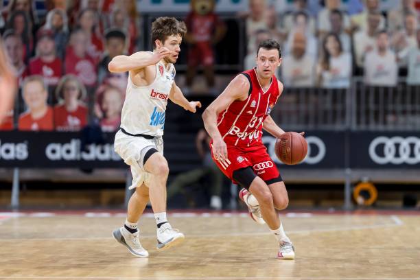 他以精准的 他以精准的