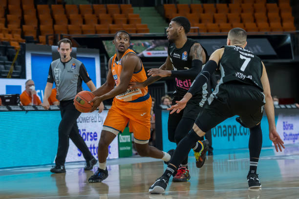 个赛季中 个赛季中